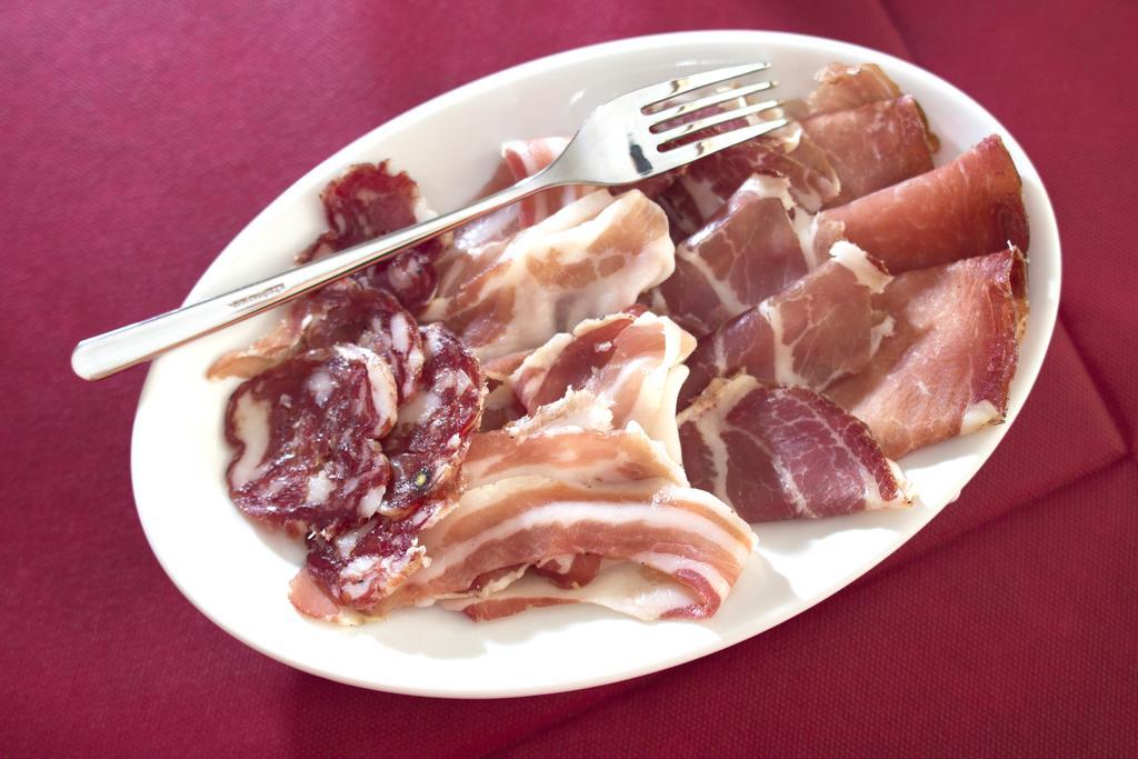 Agriturismo Pialza Sindia Ngoại thất bức ảnh